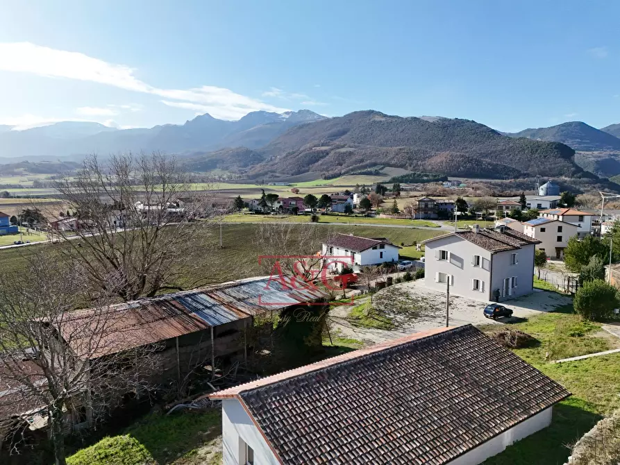 Immagine 32 di Villa in vendita  in Contrada Morichella 28 a San Ginesio