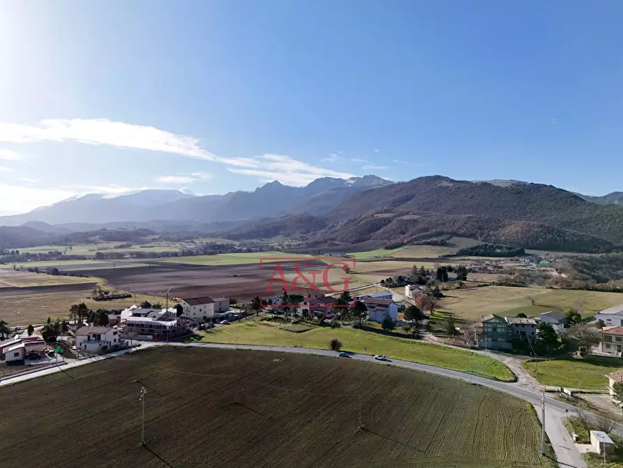 Immagine 39 di Villa in vendita  in Contrada Morichella 28 a San Ginesio