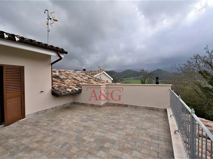 Immagine 17 di Casa indipendente in vendita  in Via Villa Verri 12 a Amandola