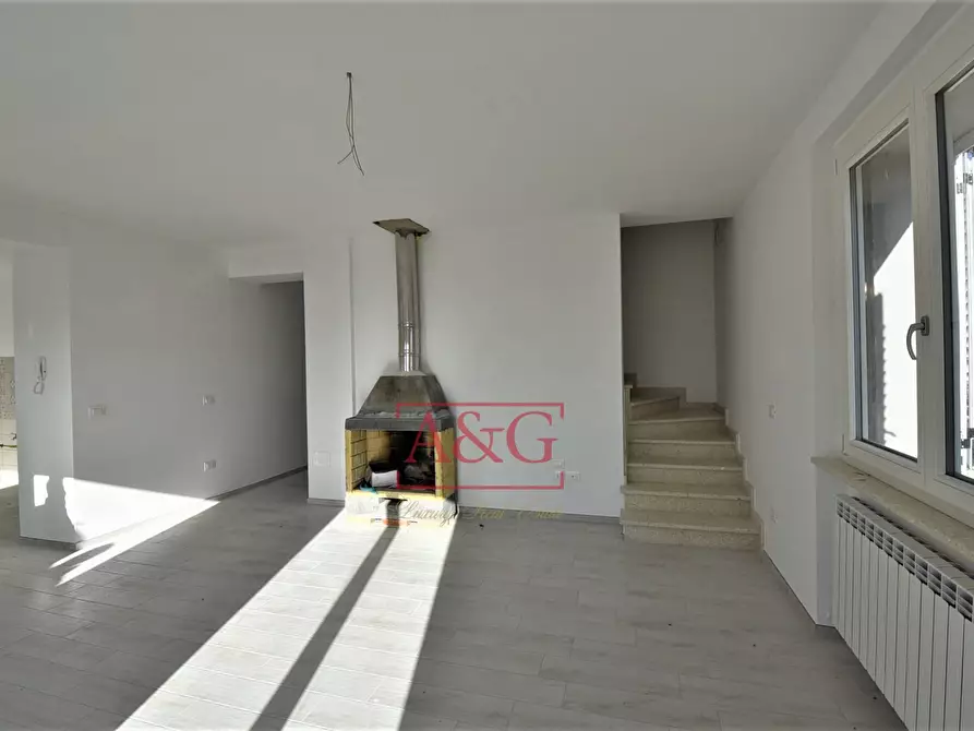 Immagine 15 di Villa in vendita  in Contrada Morichella 28 a San Ginesio