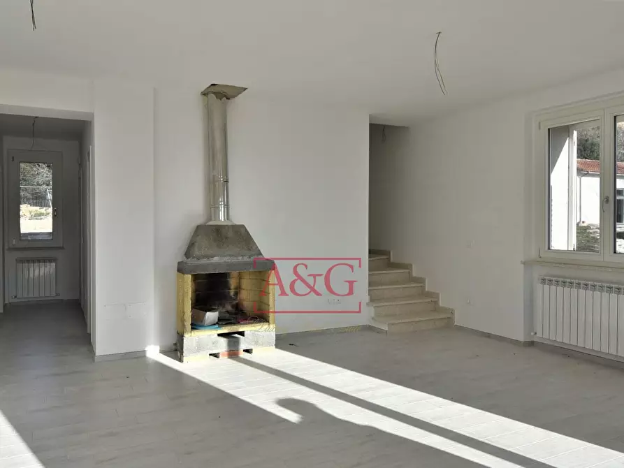 Immagine 18 di Villa in vendita  in Contrada Morichella 28 a San Ginesio