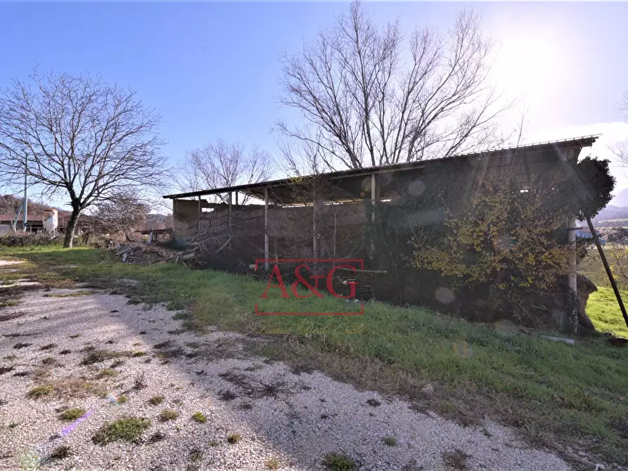 Immagine 30 di Villa in vendita  in Contrada Morichella 28 a San Ginesio