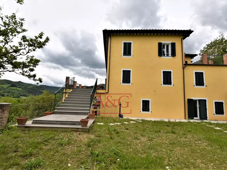 Immagine 3 di Villa in vendita  in località sossasso snc a Montefortino