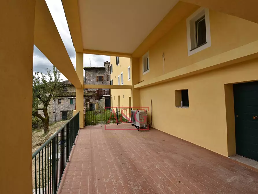 Immagine 70 di Villa in vendita  in località sossasso snc a Montefortino