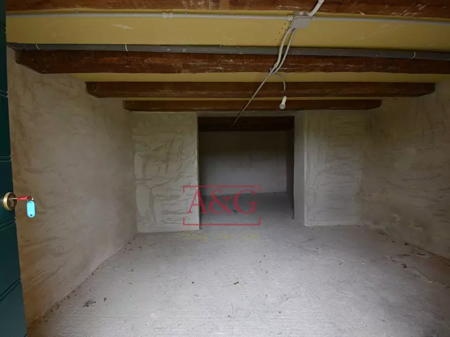 Immagine 75 di Villa in vendita  in località sossasso snc a Montefortino