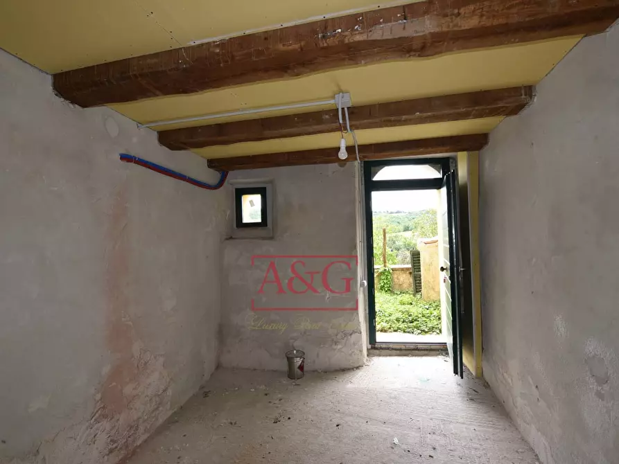 Immagine 76 di Villa in vendita  in località sossasso snc a Montefortino
