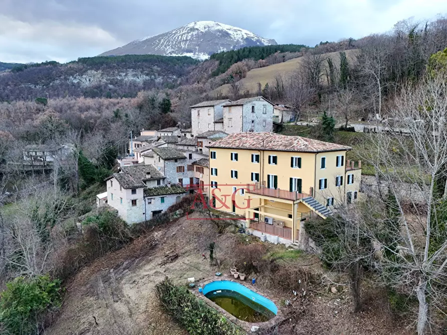Immagine 79 di Villa in vendita  in località sossasso snc a Montefortino