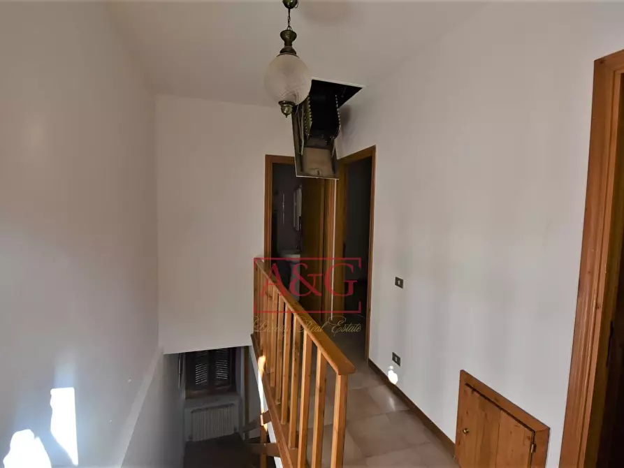 Immagine 17 di Casa indipendente in vendita  in Via Villa Salvi a Amandola