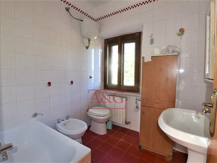 Immagine 16 di Casa indipendente in vendita  in Via Villa Salvi a Amandola