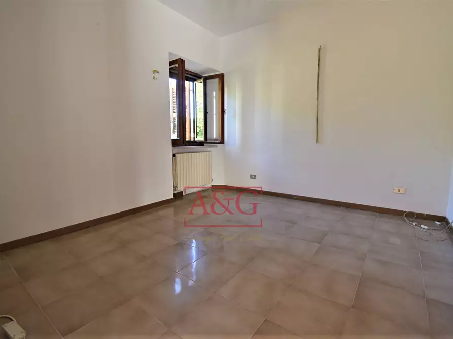 Immagine 20 di Casa indipendente in vendita  in Via Villa Salvi a Amandola