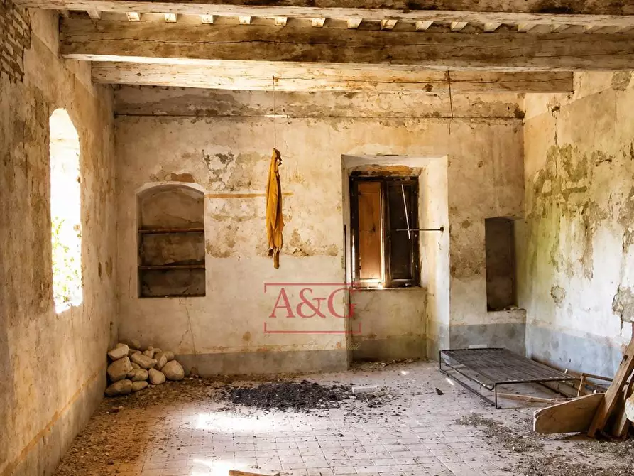 Immagine 15 di Casa indipendente in vendita  a Montefortino
