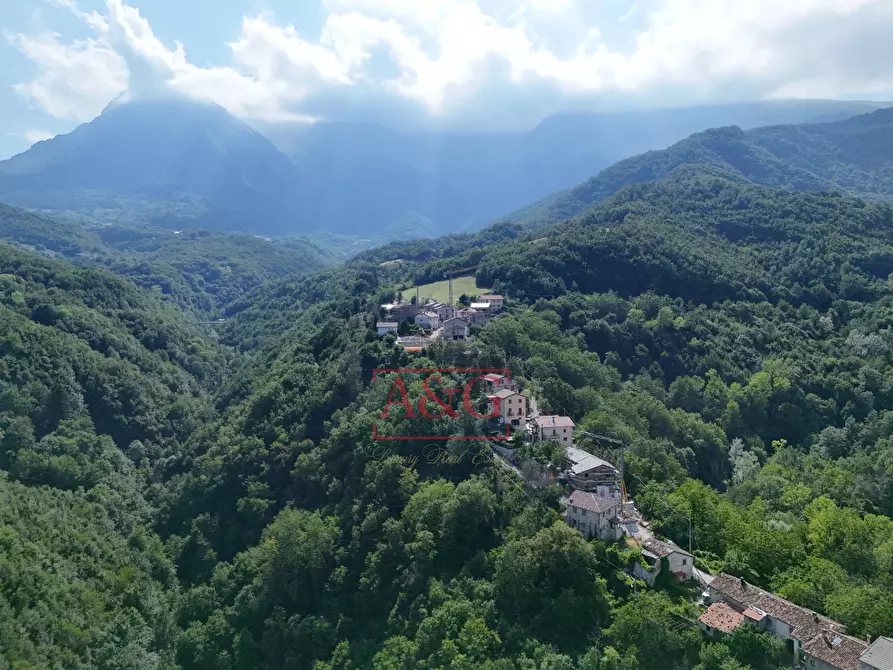 Immagine 61 di Casa indipendente in vendita  in Località Piano a Montegallo