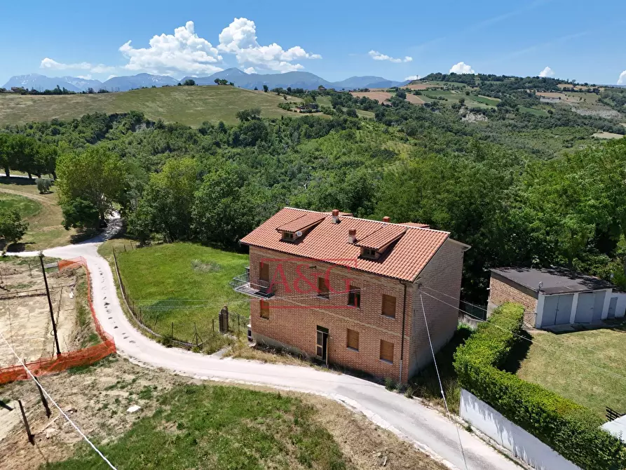 Immagine 3 di Casa indipendente in vendita  in Contrada Cornacchioni 57 a Penna San Giovanni