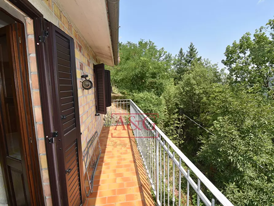 Immagine 11 di Appartamento in vendita  in Contrada Villa Vena a Amandola
