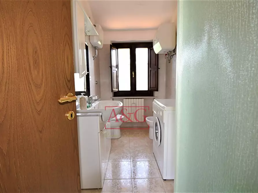 Immagine 9 di Appartamento in vendita  in Contrada Villa Vena a Amandola
