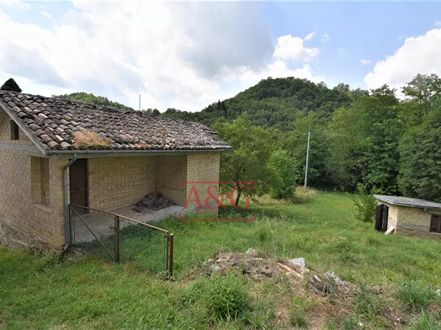Immagine 3 di Casa indipendente in vendita  in Località Villa Vena SNC a Amandola