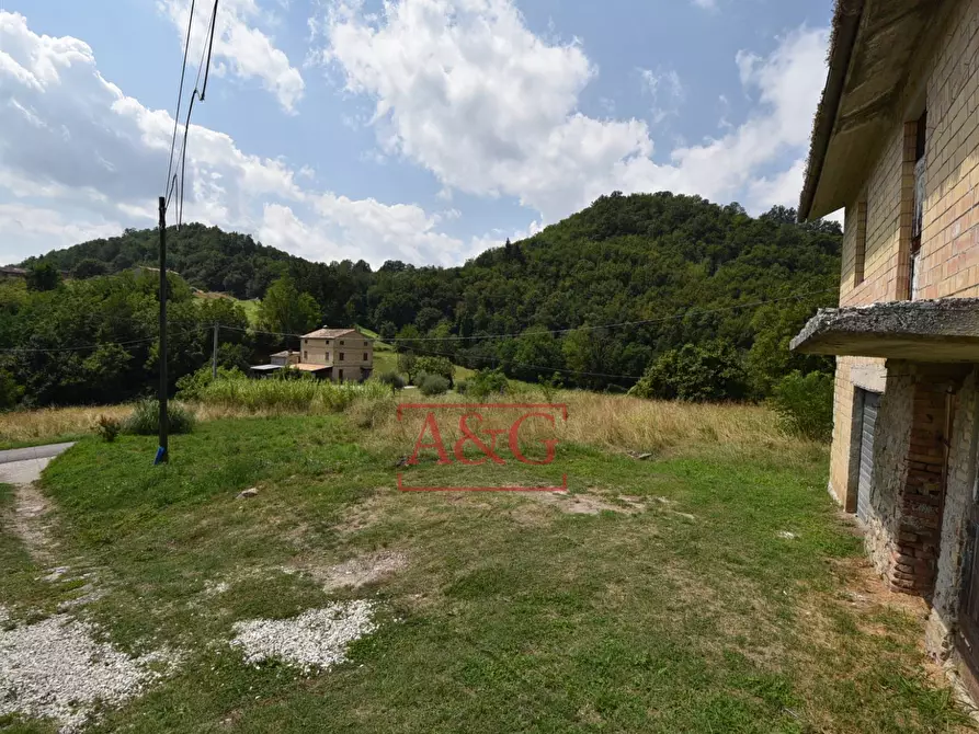Immagine 5 di Casa indipendente in vendita  in Località Villa Vena SNC a Amandola