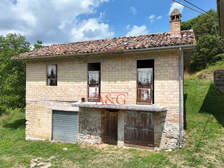Immagine 13 di Casa indipendente in vendita  in Località Villa Vena SNC a Amandola