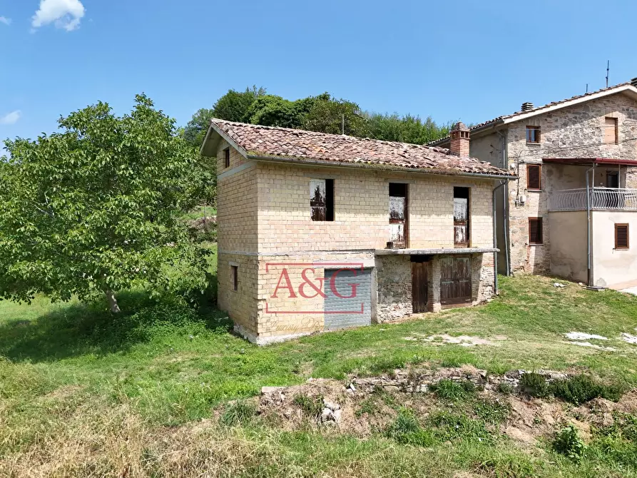 Immagine 15 di Casa indipendente in vendita  in Località Villa Vena SNC a Amandola