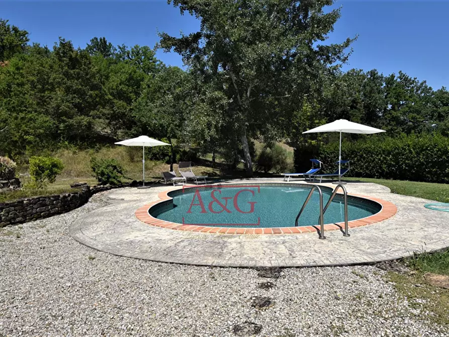 Immagine 64 di Rustico / casale in vendita  in VILLA CACCIANEBBIA a Amandola