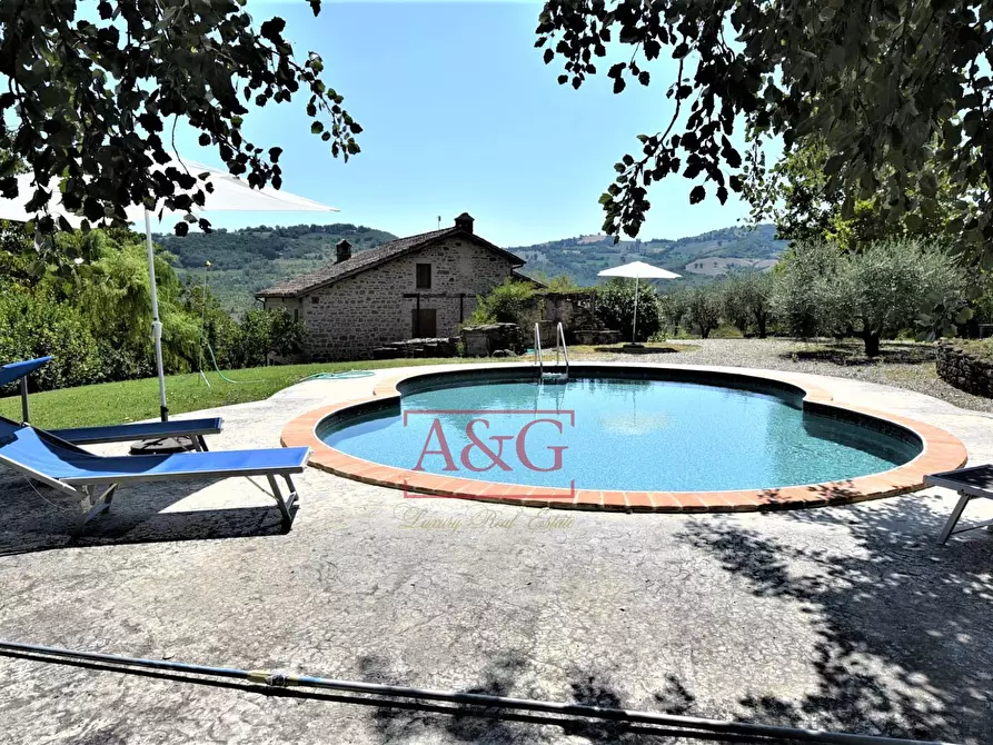 Immagine 55 di Rustico / casale in vendita  in VILLA CACCIANEBBIA a Amandola