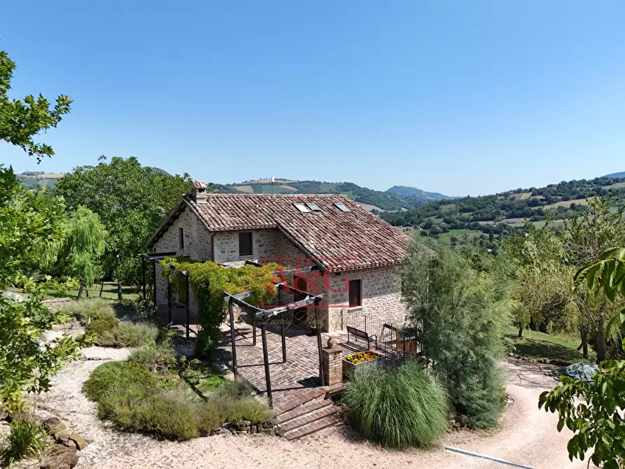 Immagine 84 di Rustico / casale in vendita  in VILLA CACCIANEBBIA a Amandola
