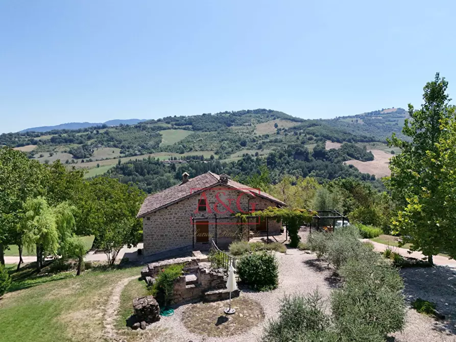 Immagine 85 di Rustico / casale in vendita  in VILLA CACCIANEBBIA a Amandola