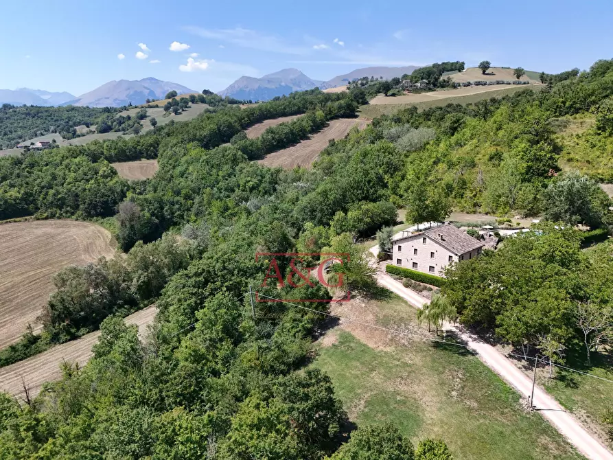 Immagine 87 di Rustico / casale in vendita  in VILLA CACCIANEBBIA a Amandola