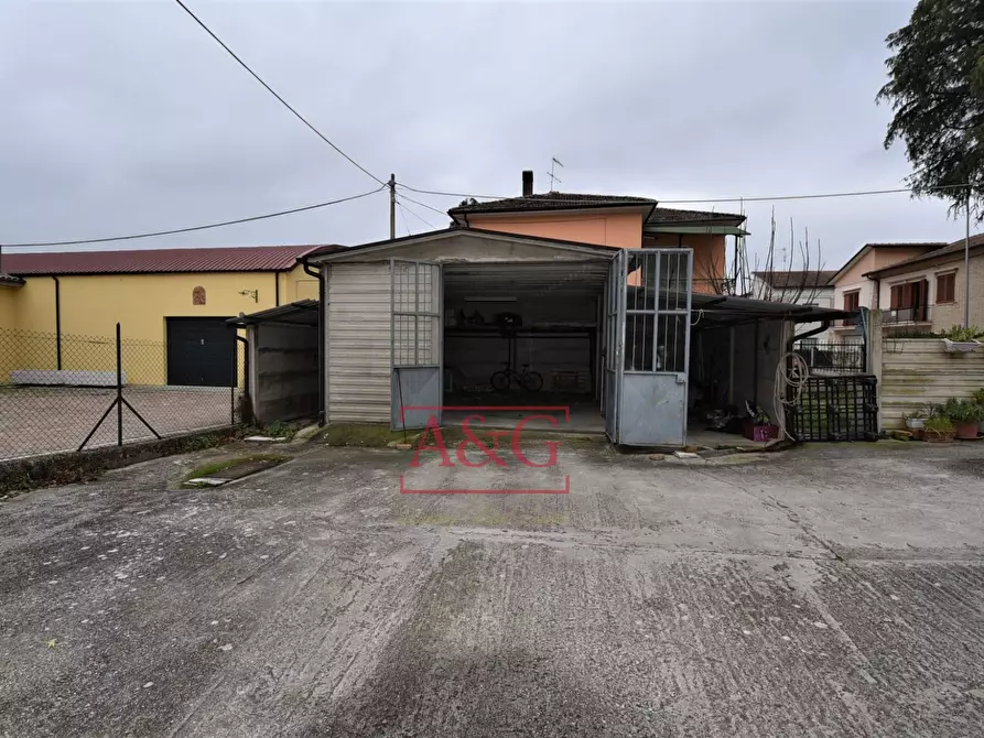 Immagine 11 di Appartamento in vendita  in Strada Falerienze a Valle 44 a Falerone
