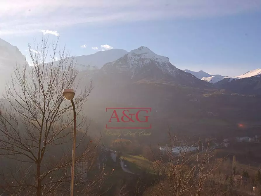 Immagine 24 di Villa in vendita  in VIA S. LUCIA a Montefortino