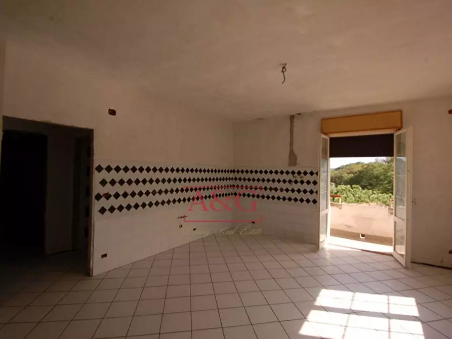 Immagine 11 di Appartamento in vendita  in amandola a Amandola