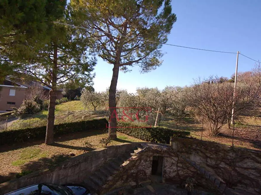 Immagine 42 di Villa in vendita  in CONTRADA BORE DI TENNA 1 a Fermo