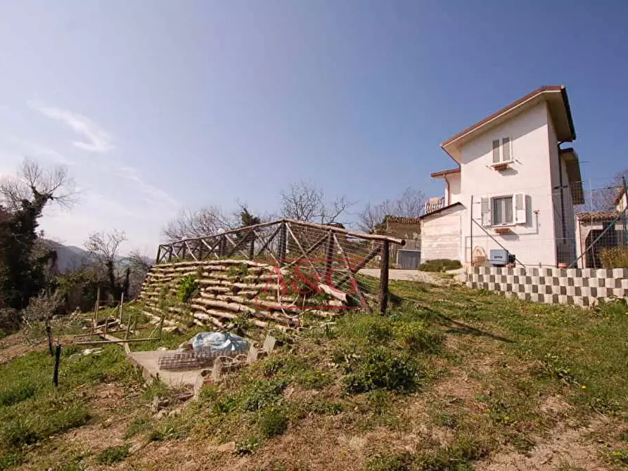 Immagine 8 di Casa indipendente in vendita  in FAVETO 55 a Montefalcone Appennino