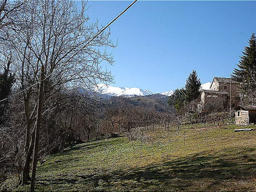 Immagine 12 di Appartamento in vendita  in villa verri a Amandola