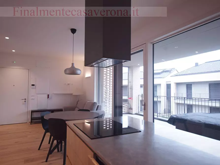 Immagine 1 di Appartamento in affitto  in Via Secolo 5 a Peschiera Del Garda