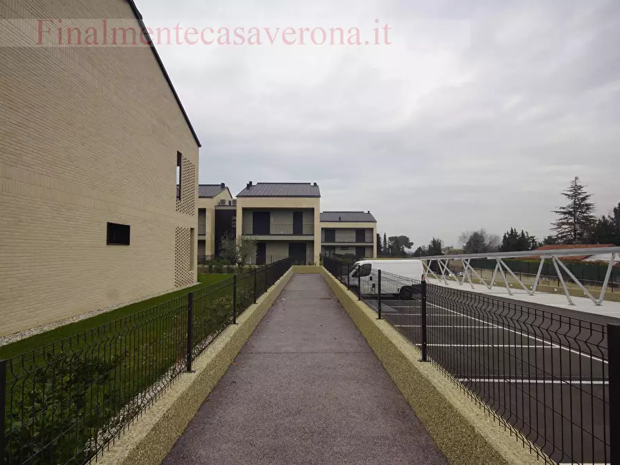 Immagine 53 di Appartamento in affitto  in Via Secolo 5 a Peschiera Del Garda