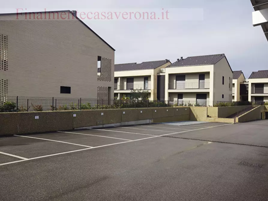 Immagine 54 di Appartamento in affitto  in Via Secolo 5 a Peschiera Del Garda