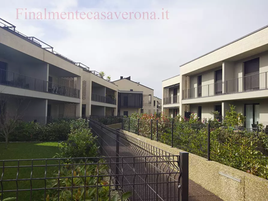 Immagine 56 di Appartamento in affitto  in Via Secolo 5 a Peschiera Del Garda