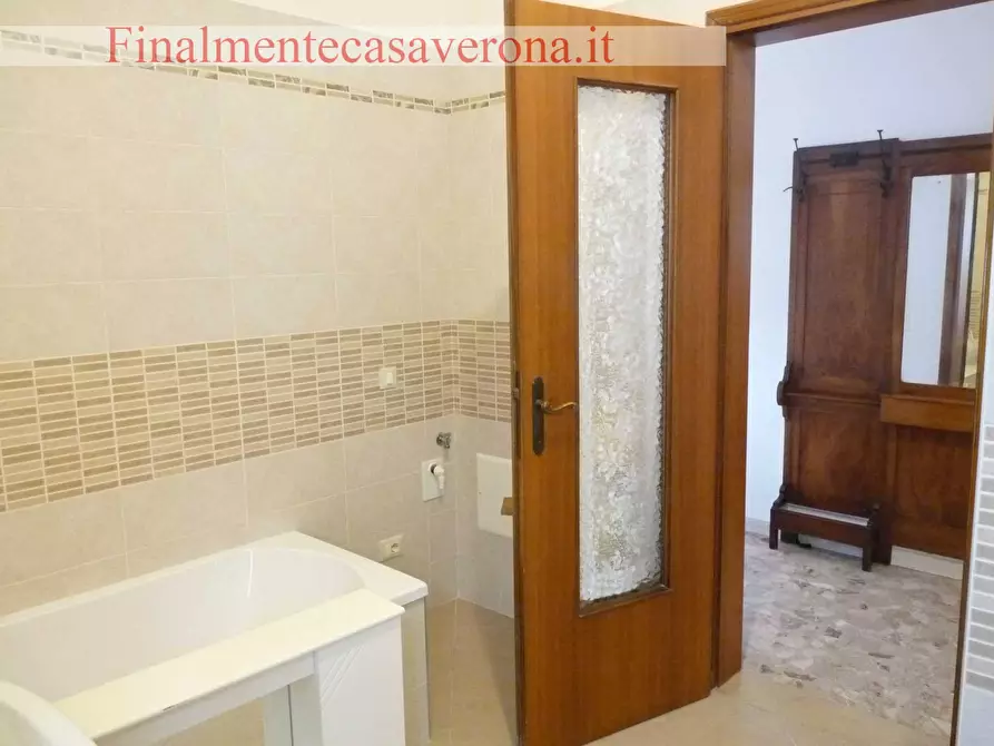 Immagine 11 di Casa semindipendente in affitto  in VIA   Beltrame 2 a Verona