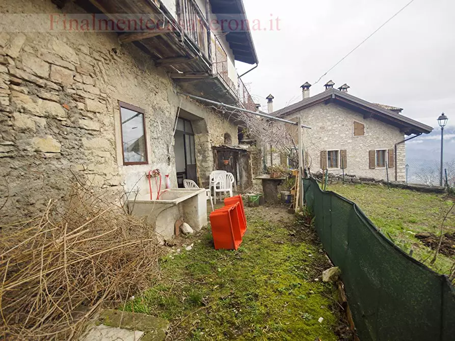 Immagine 21 di Rustico / casale in vendita  in Via Diaz 1 a Isera