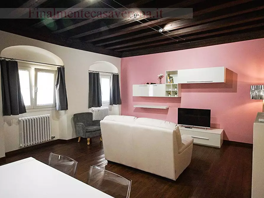 Immagine 21 di Appartamento in affitto  in Via Rosa a Verona