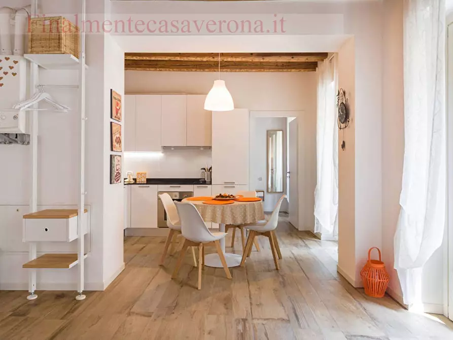 Immagine 2 di Appartamento in affitto  in Piazza San Nicolo' a Verona