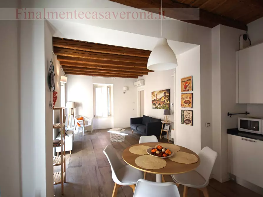 Immagine 10 di Appartamento in affitto  in Piazza San Nicolo' a Verona