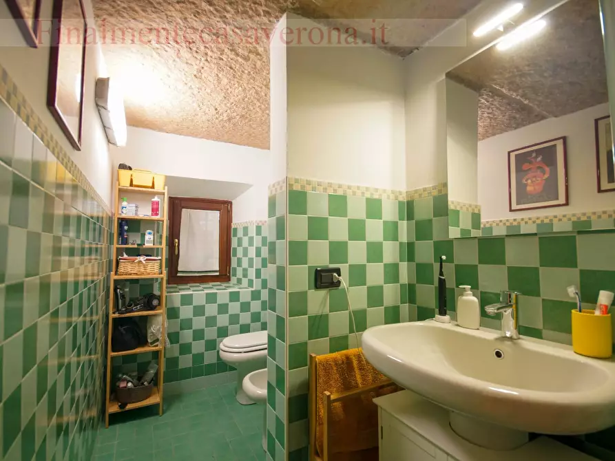 Immagine 18 di Appartamento in affitto  in Vicolo Chiodo a Verona
