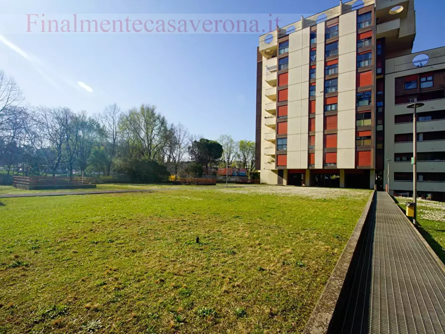 Immagine 40 di Appartamento in vendita  in Via Andrea Palladio 12 a Verona