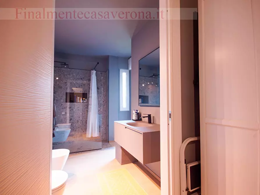 Immagine 18 di Appartamento in vendita  in Via Andrea Palladio 12 a Verona