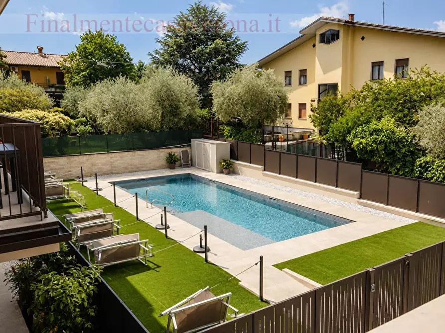 Immagine 1 di Appartamento in vendita  in Vicolo Casara 15 a Lazise