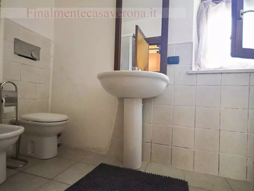 Immagine 18 di Appartamento in vendita  in Via Cavalchina 18 a Verona