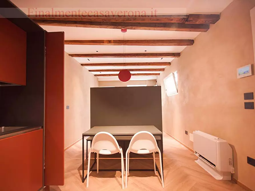 Immagine 1 di Appartamento in affitto  in Via San nazaro a Verona