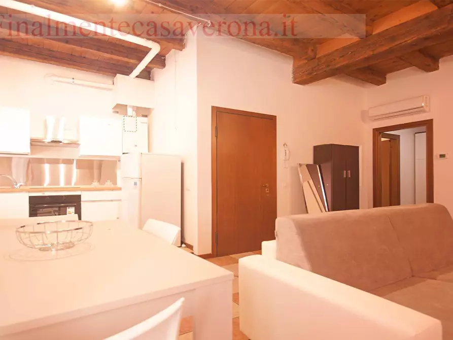 Immagine 4 di Appartamento in affitto  in Via Ognissanti 9 a Verona